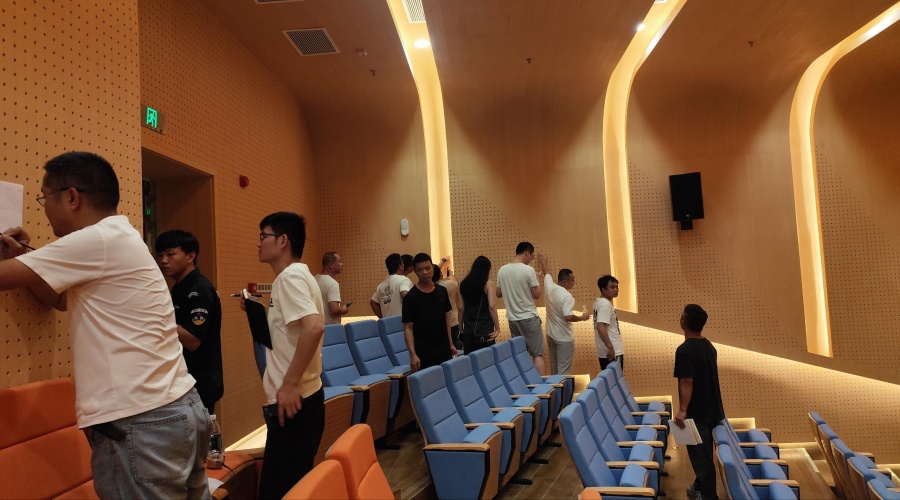 劇院GRG穿孔板
